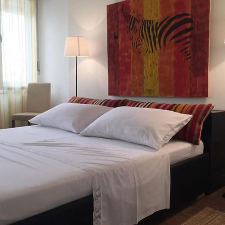 Domic ,Two Bedrooms Whit Large Terrace Нивице Екстериор снимка