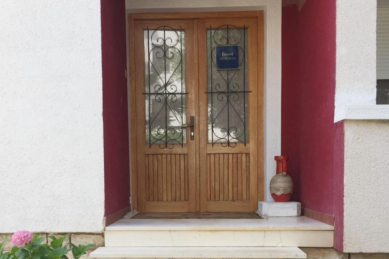 Domic ,Two Bedrooms Whit Large Terrace Нивице Екстериор снимка