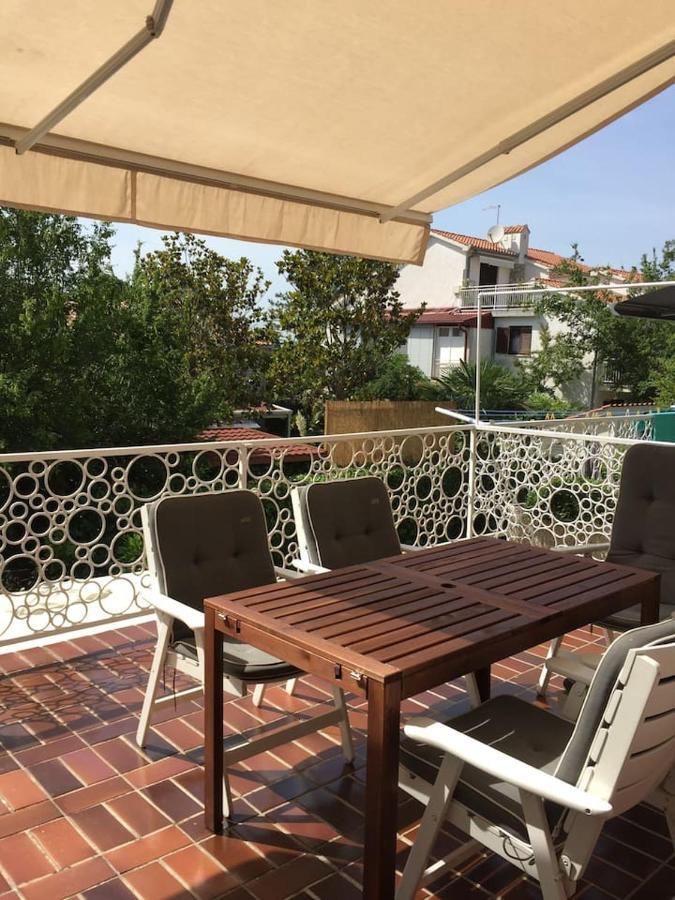 Domic ,Two Bedrooms Whit Large Terrace Нивице Екстериор снимка